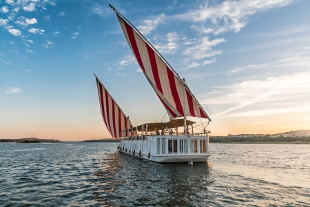 Egypt Luxury Tour Package: Cairo, Luxor, Aswan